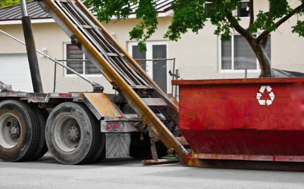 7 Projects Where a Dumpster Rental Can Make Cleanup Easier