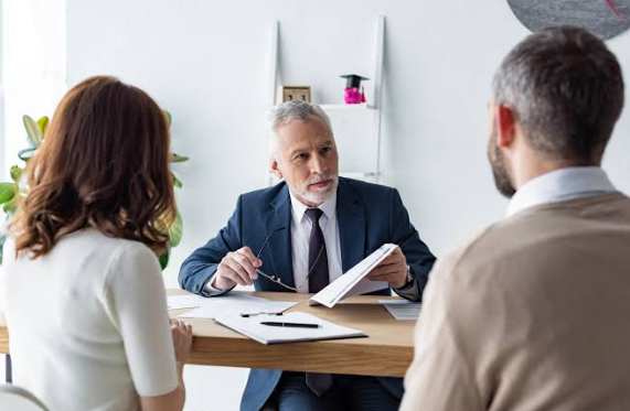 Choosing the Right Spousal Support Lawyer San Antonio: Some Valuable Tips